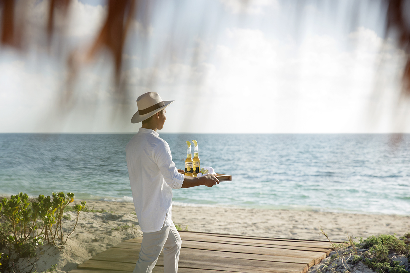 Cancun Resort with Beach Waiters Cancun Resort with Beach Waiters